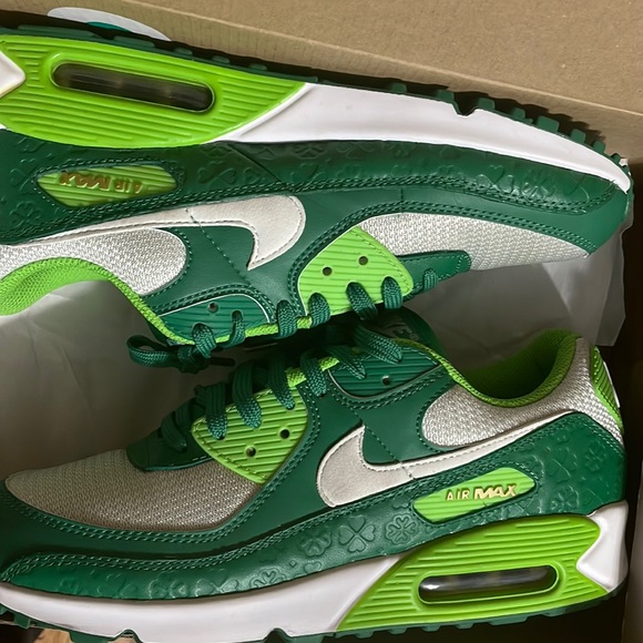 Nike Air Force 90 size 9.5 there green and white there 8/10 great condition - Picture 1 of 8